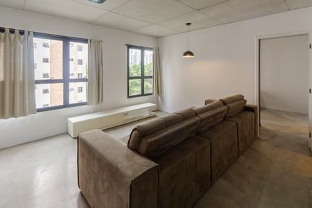 Sala de apartamento à venda com 1 quarto, 70m² em Vila Suzana, São Paulo