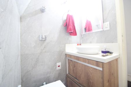 Casa à venda com 125m², 3 quartos e 2 vagasLavabo