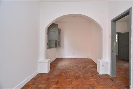 Casa à venda com 294m², 2 quartos e 2 vagasSala de Jantar