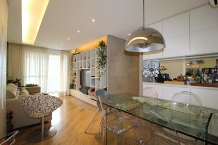 Sala de apartamento à venda com 2 quartos, 75m² em Indianópolis, São Paulo