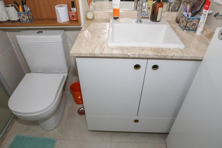 Apartamento para alugar com 56m², 2 quartos e 1 vaga Apartamento para alugar com 56m², 2 quartos e 1 vagaBanheiro Social