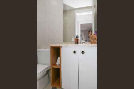 Apartamento para alugar com 56m², 2 quartos e 1 vaga Apartamento para alugar com 56m², 2 quartos e 1 vagaBanheiro da Suíte