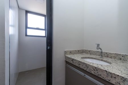 Apartamento à venda com 170m², 3 quartos e 3 vagasBanheiro da Semi-Suite