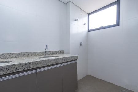 Apartamento à venda com 170m², 3 quartos e 3 vagasBanheiro da Suíte