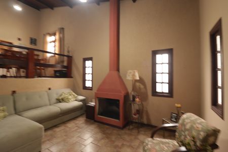 Sala de casa para alugar com 3 quartos, 228m² em Cecap, Jundiaí