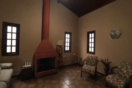 Sala de casa para alugar com 3 quartos, 228m² em Cecap, Jundiaí