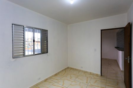 Quarto 1 de casa para alugar com 2 quartos, 68m² em Parque Ipe, São Paulo