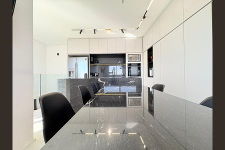 Apartamento à venda com 139m², 3 quartos e 2 vagasCozinha