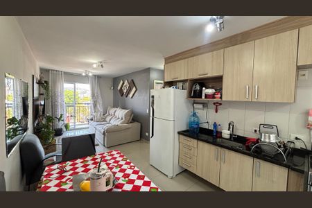 Sala  de apartamento para alugar com 2 quartos, 57m² em Vila Homero Thon, Santo André