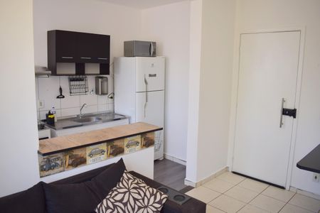 Sala de apartamento para alugar com 2 quartos, 45m² em Parque dos Lagos, Ribeirão Preto