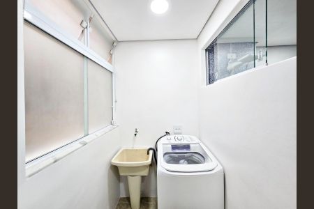 Apartamento à venda com 45m², 2 quartos e sem vaga Apartamento à venda com 45m², 2 quartos e sem vagaÁrea de Serviço