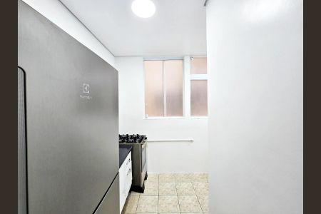 Apartamento à venda com 45m², 2 quartos e sem vaga Apartamento à venda com 45m², 2 quartos e sem vagaCozinha