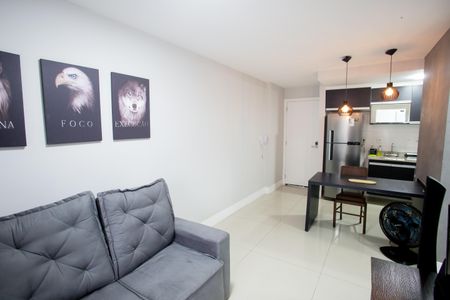 Sala de apartamento para alugar com 1 quarto, 40m² em Freguesia (jacarepaguá), Rio de Janeiro
