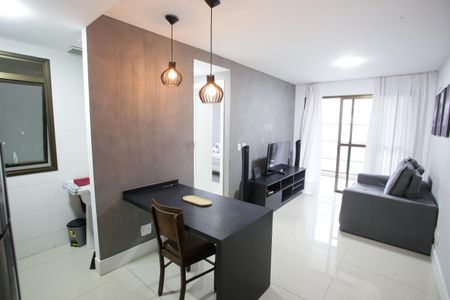 Sala de apartamento para alugar com 1 quarto, 40m² em Freguesia (jacarepaguá), Rio de Janeiro