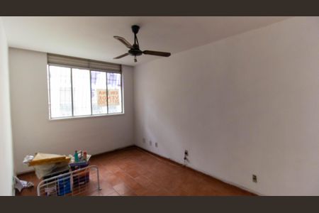 Apartamento à venda com 63m², 3 quartos e 1 vaga Apartamento à venda com 63m², 3 quartos e 1 vagaSala