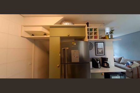 Casa à venda com 90m², 2 quartos e 2 vagas Casa à venda com 90m², 2 quartos e 2 vagasCozinha