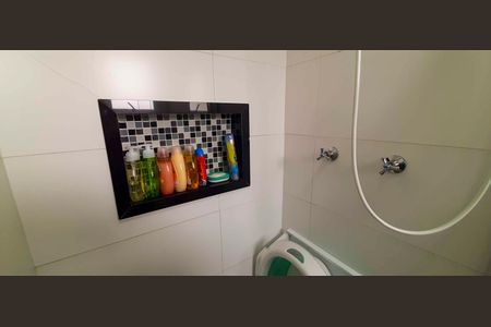 Casa à venda com 90m², 2 quartos e 2 vagas Casa à venda com 90m², 2 quartos e 2 vagasBanheiro da Suíte 2