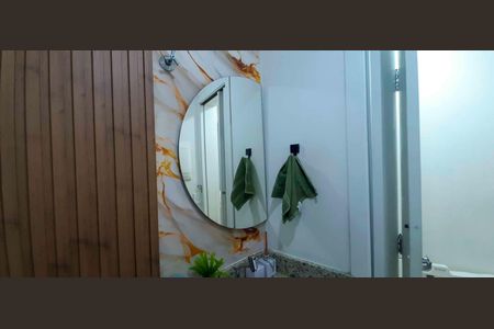 Casa à venda com 90m², 2 quartos e 2 vagas Casa à venda com 90m², 2 quartos e 2 vagasLavabo