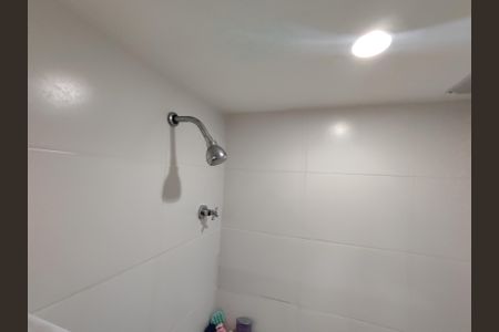 Apartamento à venda com 125m², 2 quartos e 2 vagas Apartamento à venda com 125m², 2 quartos e 2 vagasBanheiro