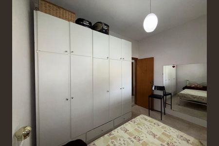 Casa à venda com 180m², 3 quartos e 1 vagaQuarto