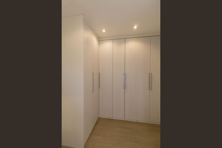 Apartamento para alugar com 86m², 2 quartos e 2 vagas Apartamento para alugar com 86m², 2 quartos e 2 vagasSuíte