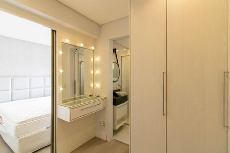 Apartamento para alugar com 86m², 2 quartos e 2 vagas Apartamento para alugar com 86m², 2 quartos e 2 vagasBanheiro da Suíte
