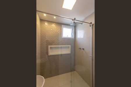 Apartamento para alugar com 86m², 2 quartos e 2 vagas Apartamento para alugar com 86m², 2 quartos e 2 vagasBanheiro da Suíte