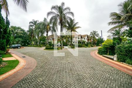 Casa de condomínio à venda com 356m², 5 quartos e 4 vagas Casa de condomínio à venda com 356m², 5 quartos e 4 vagasÁrea comum