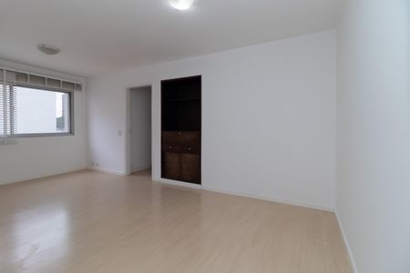 Apartamento para alugar com 79m², 2 quartos e 1 vagaSala