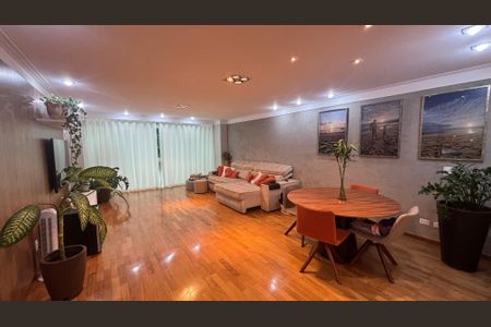Sala de casa para alugar com 3 quartos, 276m² em Vila Valparaíso, Santo André