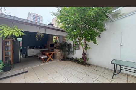 Casa para alugar com 276m², 3 quartos e 3 vagas Casa para alugar com 276m², 3 quartos e 3 vagasQuintal