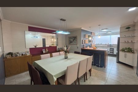 Casa para alugar com 276m², 3 quartos e 3 vagas Casa para alugar com 276m², 3 quartos e 3 vagasCopa