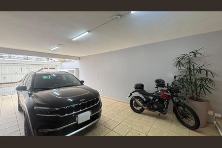Casa para alugar com 276m², 3 quartos e 3 vagas Casa para alugar com 276m², 3 quartos e 3 vagasGaragem