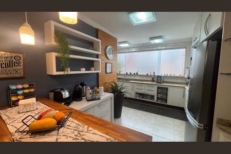 Casa para alugar com 276m², 3 quartos e 3 vagas Casa para alugar com 276m², 3 quartos e 3 vagasCozinha