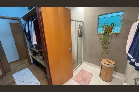 Casa para alugar com 276m², 3 quartos e 3 vagas Casa para alugar com 276m², 3 quartos e 3 vagasBanheiro da Suíte