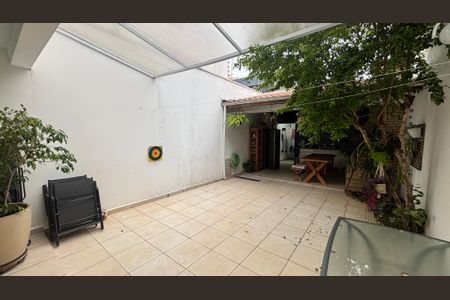 Casa para alugar com 276m², 3 quartos e 3 vagas Casa para alugar com 276m², 3 quartos e 3 vagasQuintal