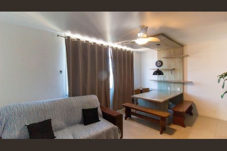 Apartamento para alugar com 120m², 3 quartos e 1 vaga Apartamento para alugar com 120m², 3 quartos e 1 vagaSala