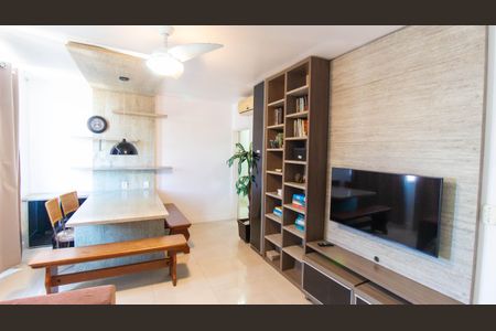 Apartamento para alugar com 120m², 3 quartos e 1 vaga Apartamento para alugar com 120m², 3 quartos e 1 vagaSala