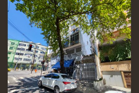 Apartamento para alugar com 60m², 1 quarto e 1 vaga Apartamento para alugar com 60m², 1 quarto e 1 vagaFachada