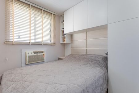 Quarto 1 de apartamento à venda com 2 quartos, 50m² em Rubem Berta, Porto Alegre