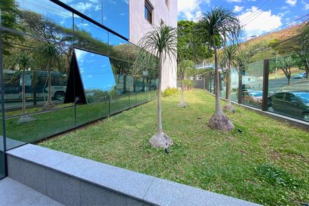 Apartamento à venda com 82m², 2 quartos e 2 vagas Apartamento à venda com 82m², 2 quartos e 2 vagasÁrea comum - Jardim