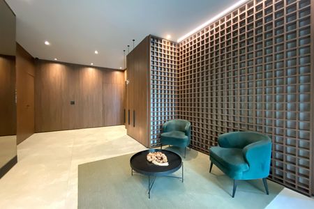 Apartamento à venda com 82m², 2 quartos e 2 vagas Apartamento à venda com 82m², 2 quartos e 2 vagasÁrea comum - Hall