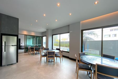 Apartamento à venda com 82m², 2 quartos e 2 vagas Apartamento à venda com 82m², 2 quartos e 2 vagasÁrea comum - Salão de festas