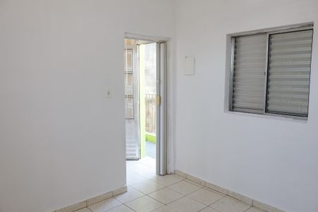 Sala/Quarto de casa para alugar com 1 quarto, 20m² em Jaguaribe, Osasco