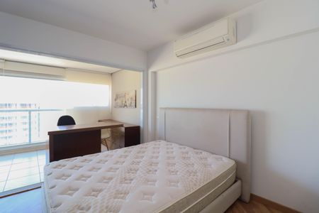 Quarto de apartamento à venda com 2 quartos, 57m² em Pinheiros, São Paulo