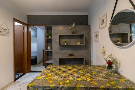 Sala de apartamento para alugar com 2 quartos, 54m² em Guilhermina, Praia Grande
