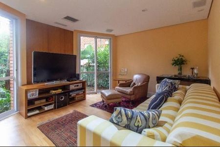 Casa à venda com 4 quartos, 620m² em Jardim Silvia (Zona Oeste), São Paulo