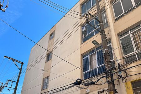 Apartamento à venda com 100m², 3 quartos e 1 vagaFachada + plaquinha