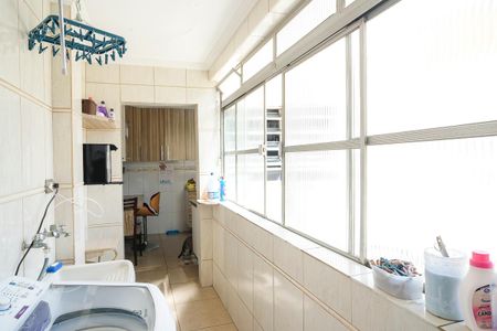 Apartamento à venda com 100m², 3 quartos e 1 vagaÁrea de serviço