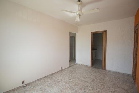 Sala de apartamento para alugar com 2 quartos, 76m² em Porto Novo, São Gonçalo